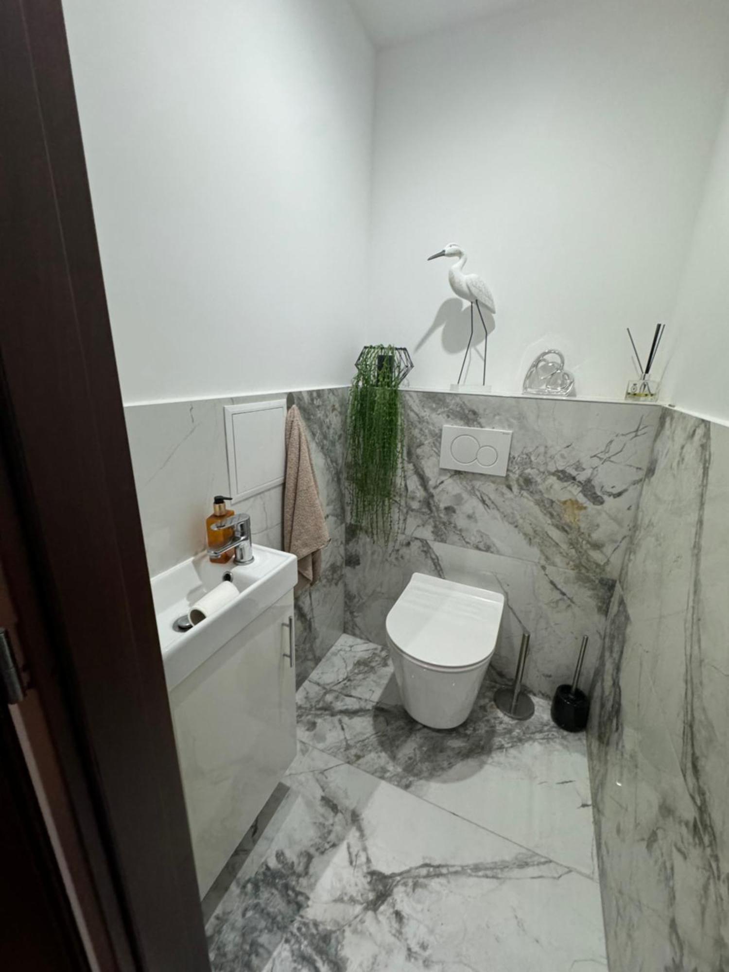 Peti Apartman Centrum Галанта Экстерьер фото