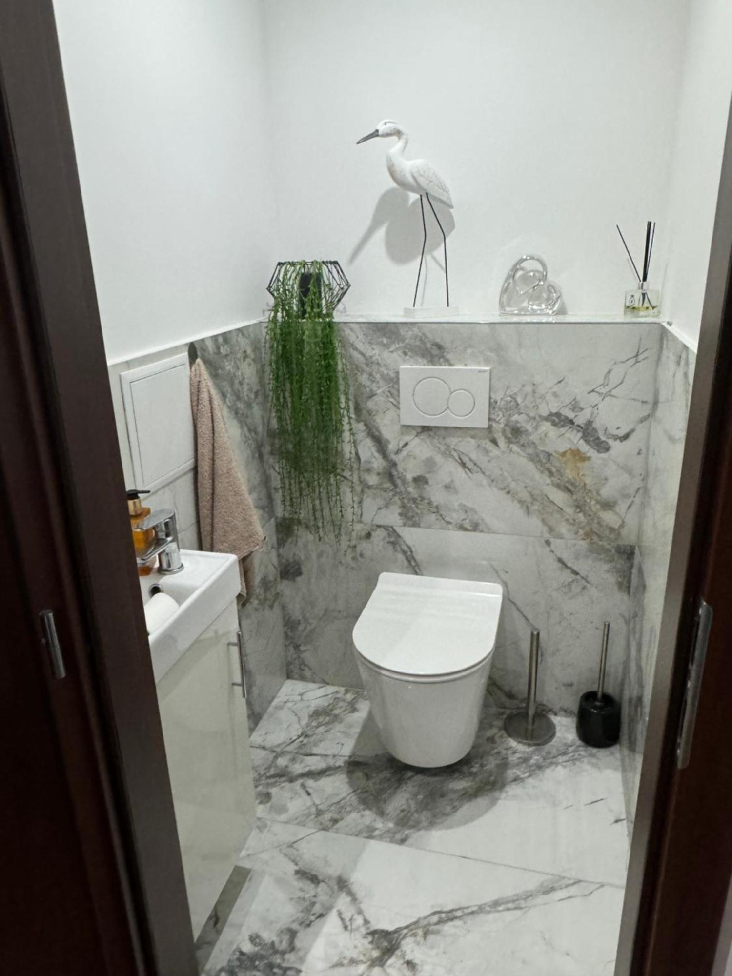 Peti Apartman Centrum Галанта Экстерьер фото